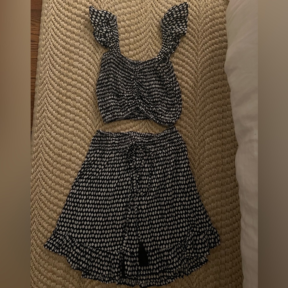 Tiare Hawaii 2 piece set